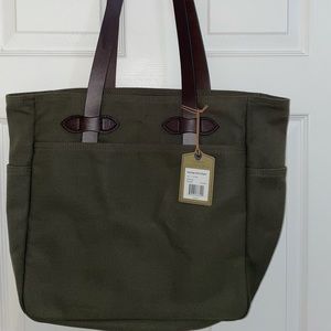 Filson Original Twill Tote in Olive